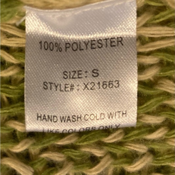 Woven Heart Green and Cream Shawl Collar Checkered Cardigan wit Puff Sleeves - Picture 4 of 7